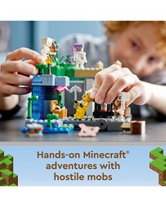 Lego® Minecraft® 21189 La Mazmorra del Esqueleto; Juguete basado en el Videojuego, Incluye un Explorador de la Cueva y 3 Esqueletos; Regalo de cumpleaños para niños a Partir de 8 años (364 Piezas)